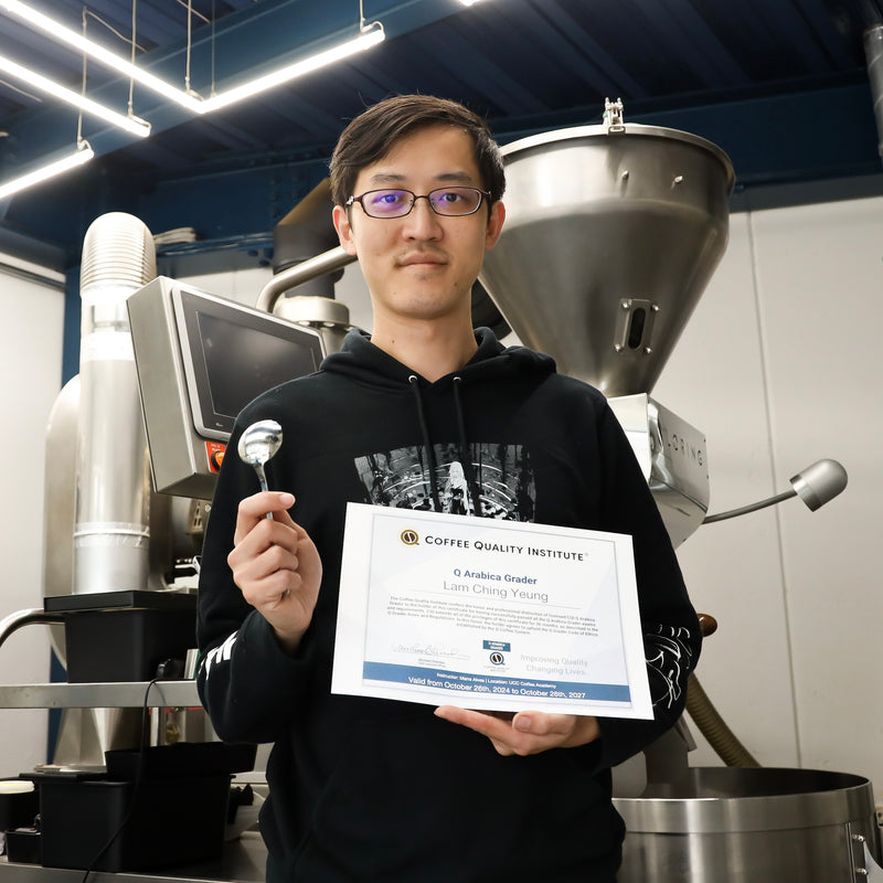 LiLo Coffee Roasters初のQグレーダーが誕生しました!